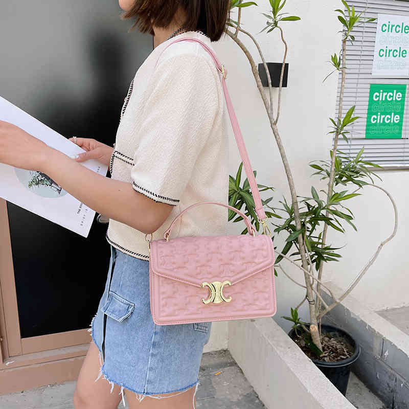 popular new embossed design women's bag triumphal arch lock small square texture fashion One Shoulder Messenger Bag Fashion Purse_Outlet_MI5