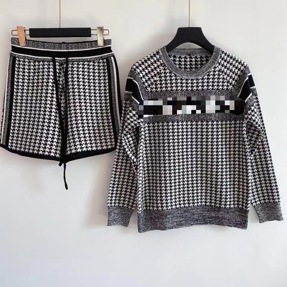

120 2021 Summer Runway Dress Two Pieces Sets Short Pants Crew Neck Long Sleeve Empire Plaid Brand SAme Style qian, White