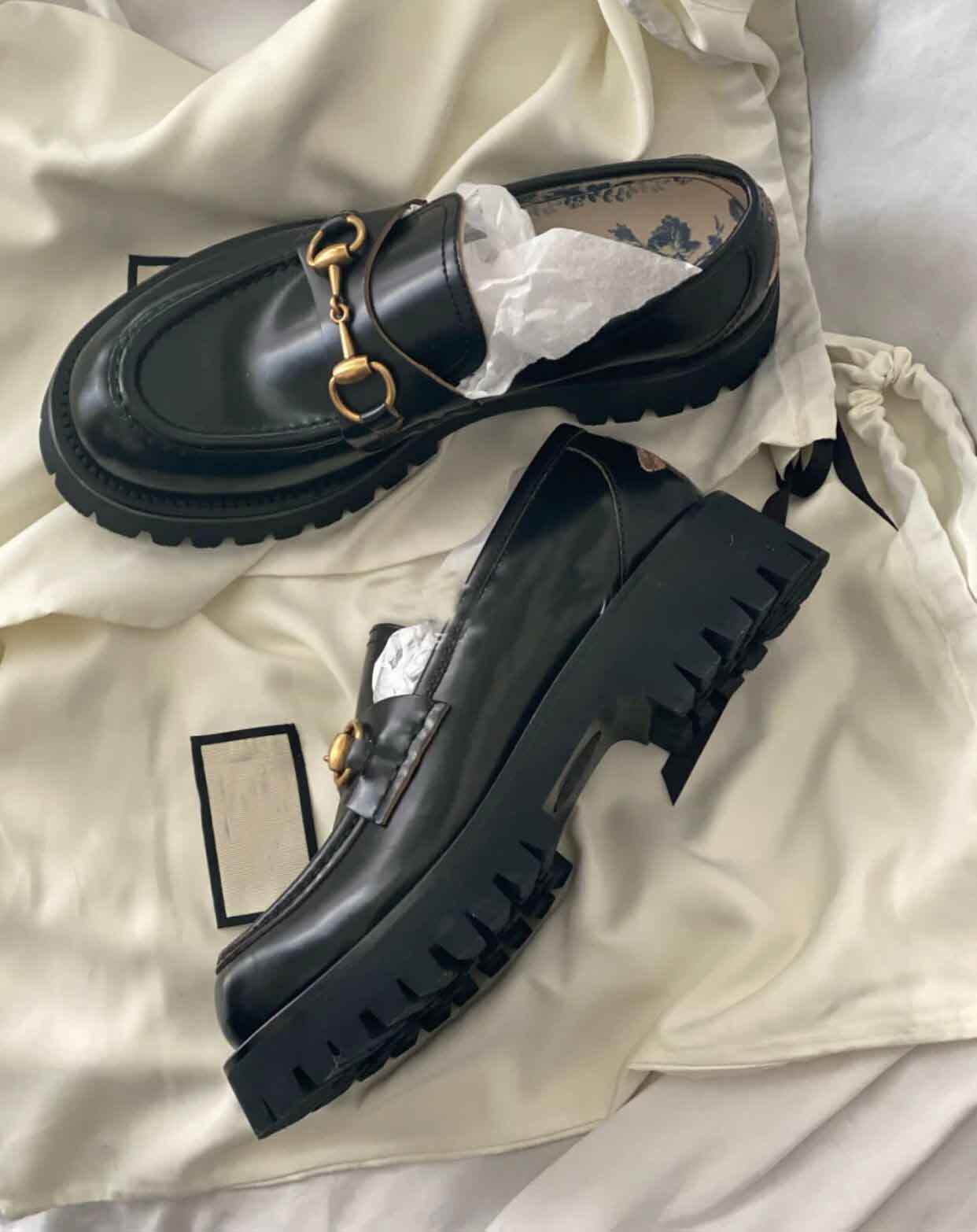 

New designer shoes for Women Horsebit loafer Low heel Leather lug sole loafers with rosebud print Black platform casual shoes 35-42