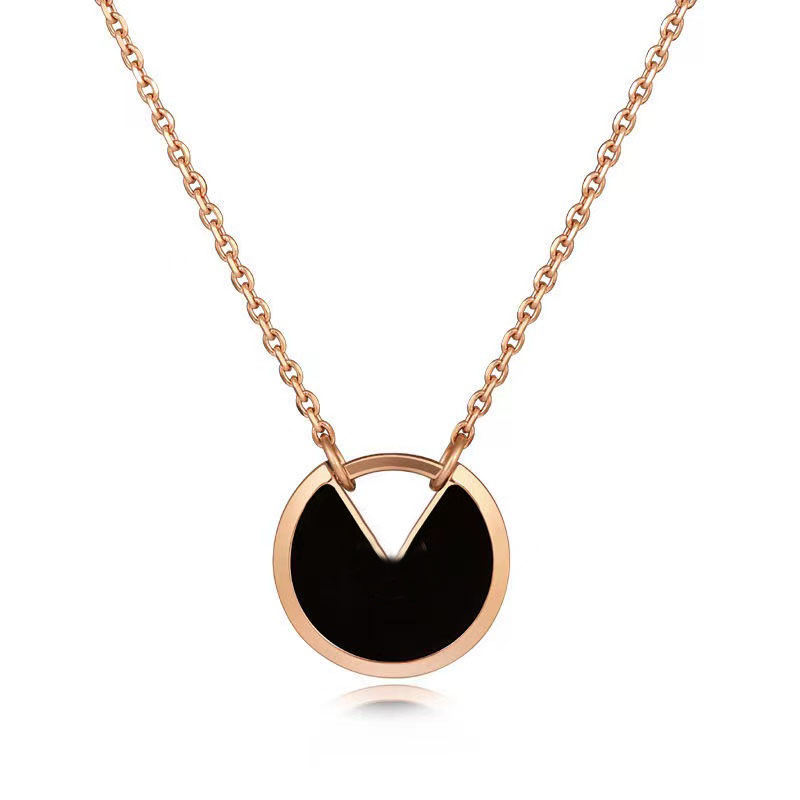 

Luxury fashion sterling silver necklace ladies amulet diamond round pendant clavicle chain with exquisite gift box packaging