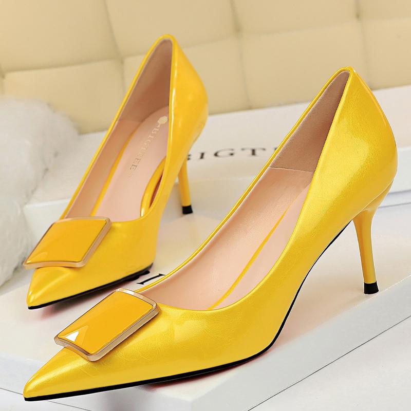 

Dress Shoes BIGTREE Patent Leather Woman Pumps Kitten Heels Occupation OL Office Classic Plus Size 35-43 Women, White