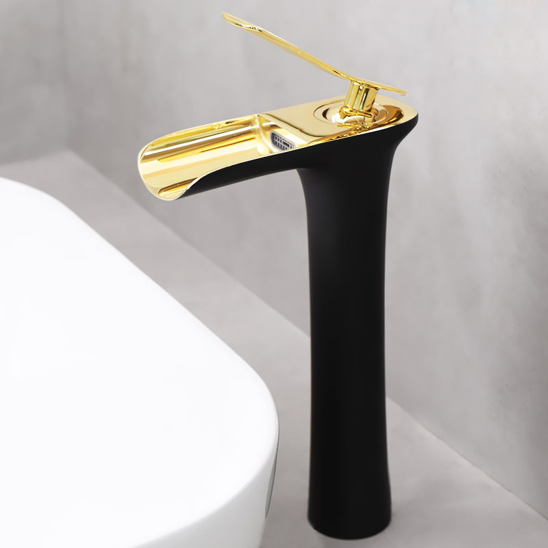 

2021 New Ouro Cachoeira De Bronze Branco Torneira Da Bacia Do Banheiro Misturadora Quente e Fria Ts1n