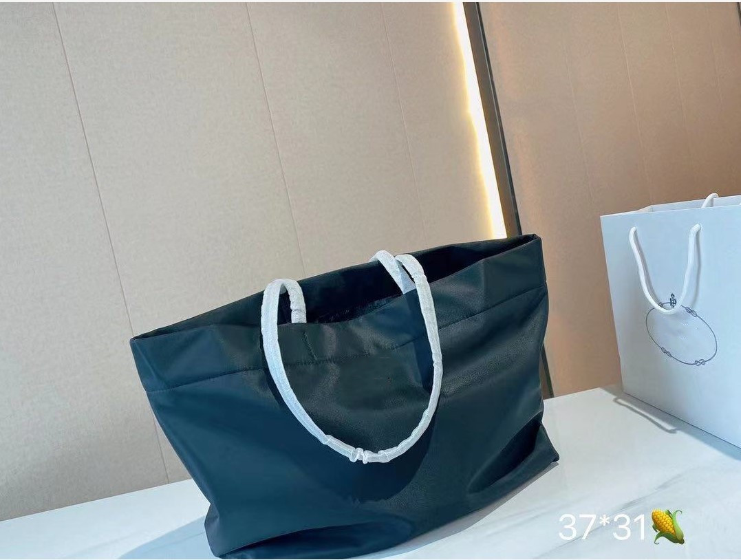 

2021 women luxurys designers bags womens crossbody bag genuine handbags purses lady tote