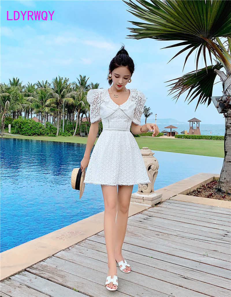 

[LDYRWQY] Summer White Hollow Lace V-Neck Dress Knee-Length Sheath Office Lady Solid Short Zippers 210603, Clear