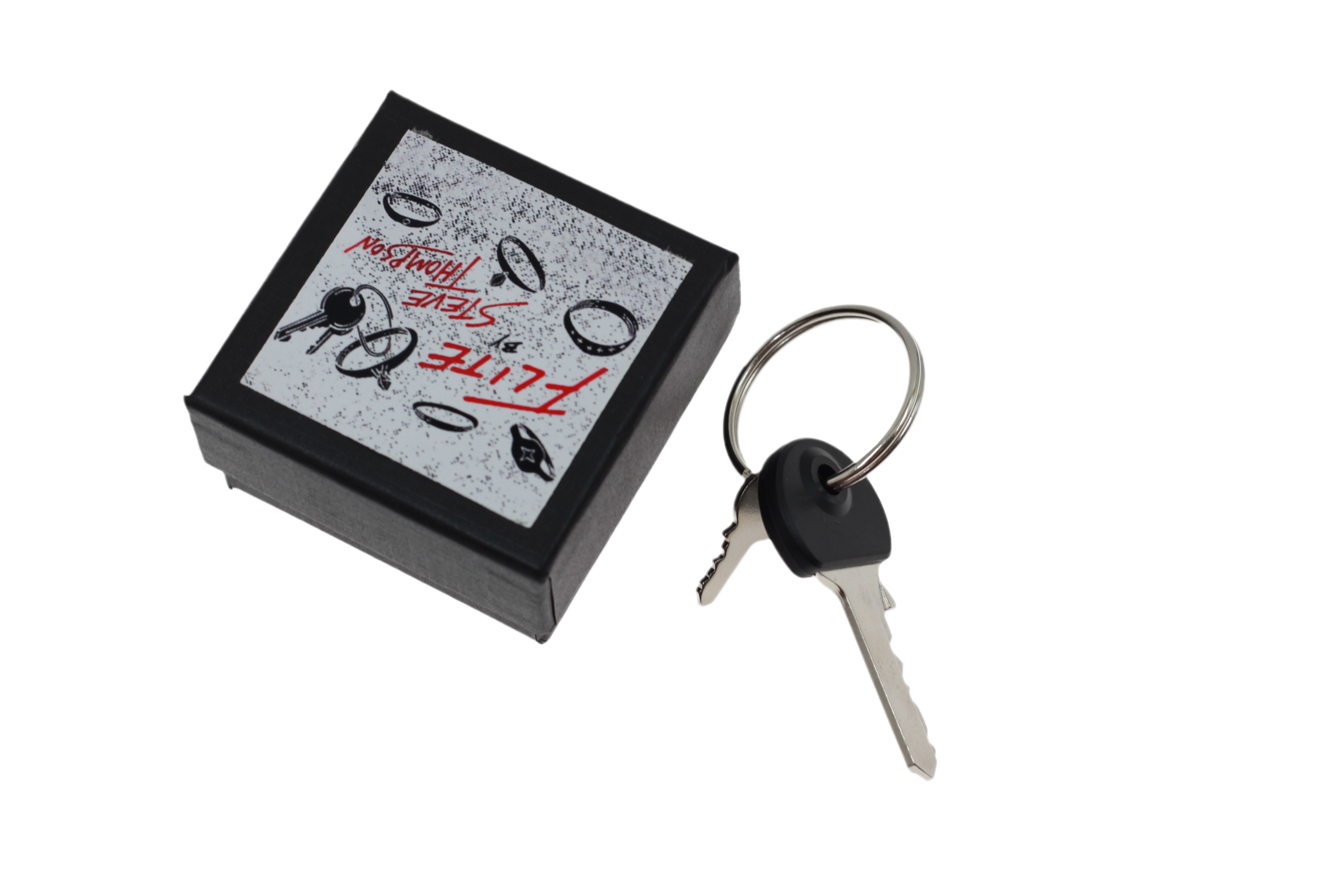 

Flite by Steve Thompson Borrowed Ring To Keychain Close up Magic Tricks Illusions Gimmick Magician Invisible Magie Toys Tools