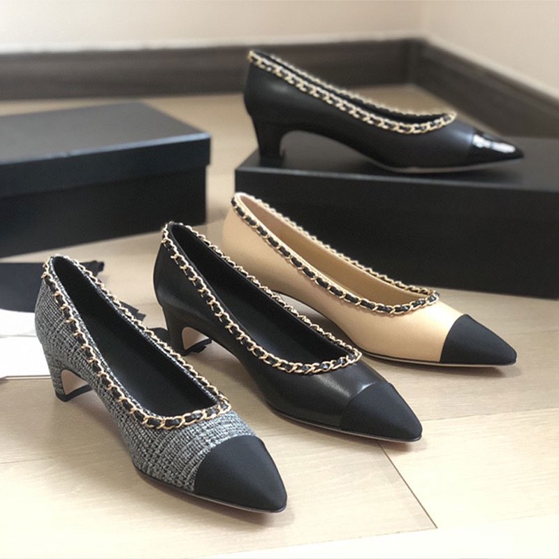 

2021 woman Dress shoes Luxurys Designers spring and autumn fashion temperament joker fairy wind pointed shallow mouth flat small fragrant chain single, Black