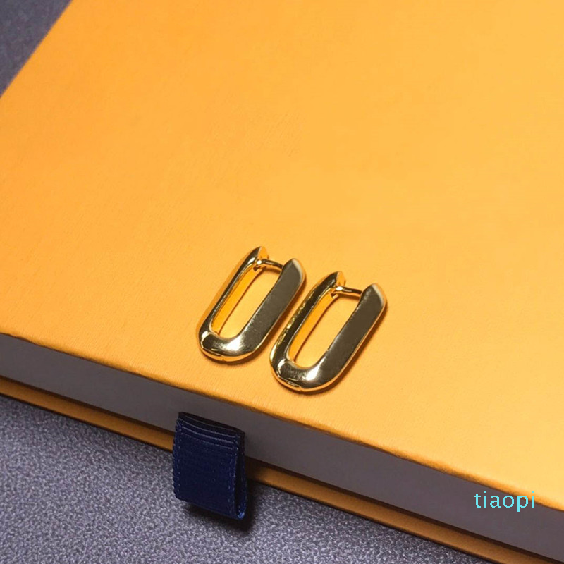 

Simple fashion earrings for men and women Earrings high quality 4 styles