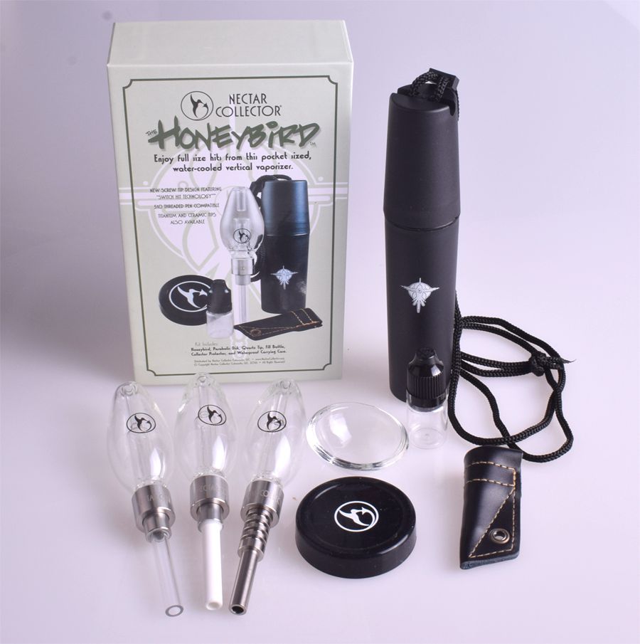 

Glass Smoking Pipe Mini Nectar Collector Kit with Quartz Tips Replacement Thread Titanium Ceramic Nail Dab Straw Oil Rigs