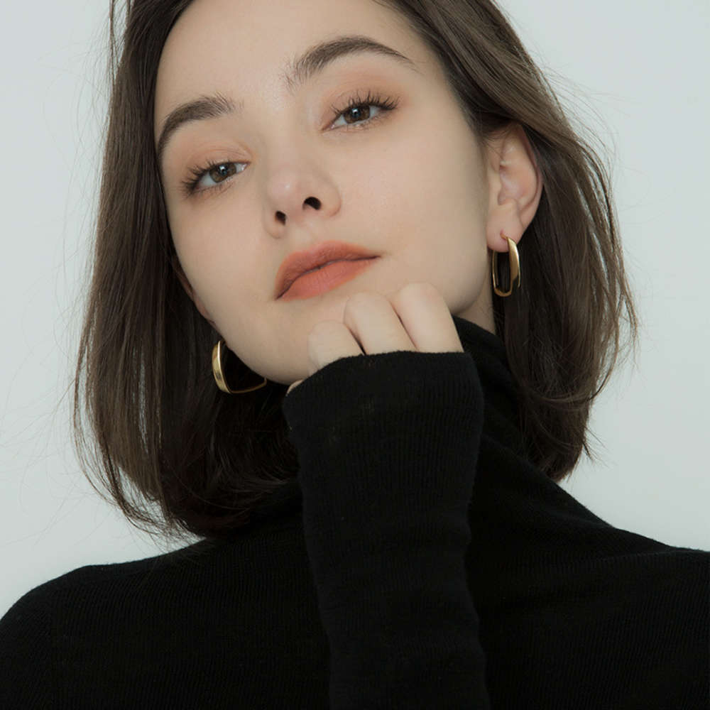 

French geometric Earrings Fashion round face thin simple temperament earrings, Silver