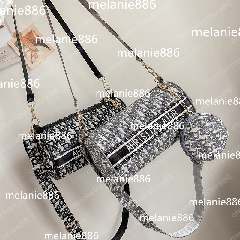 

2022 Autumn and Winter New Trendy Korean Pillow Bag Mobile Phone Feminine Design Women's Personalized Single Shoulder Bag Messenger, Black