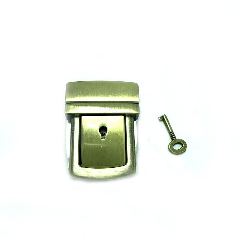 

Bag Parts & Accessories High Quality Wholesale Price Metal Press Lock With Key For Briefcase Genuine Leather Purse