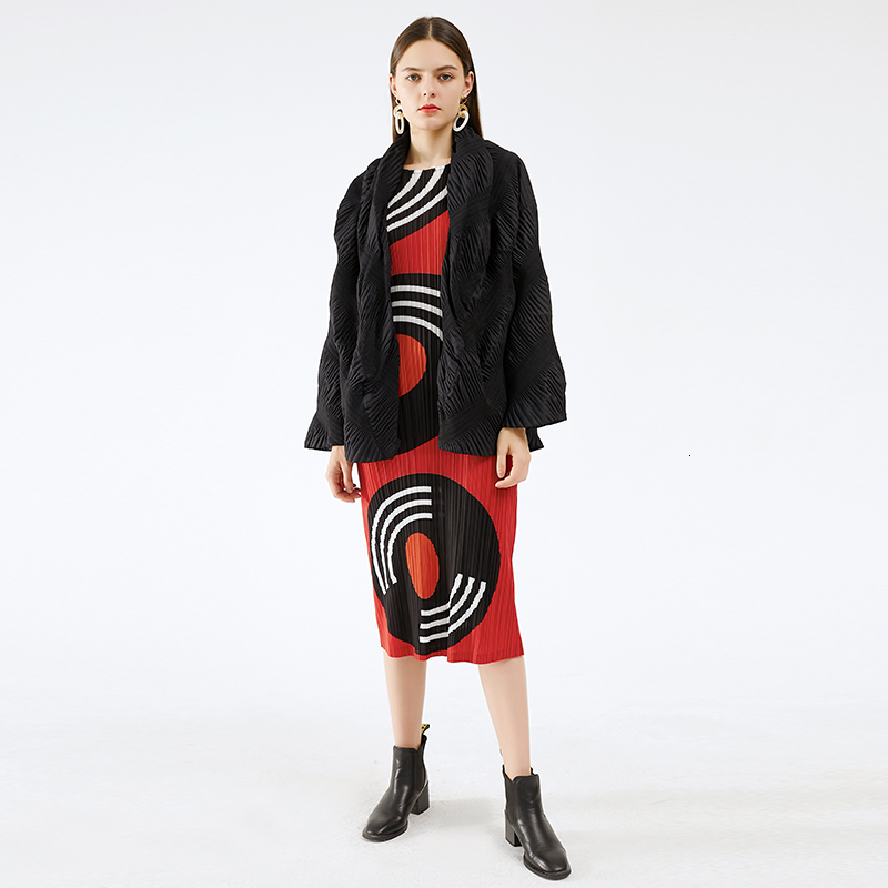 

2021 New Heavy Industries Pleated Coats and Jackets Winter Unique Design Cardigan Loose Lace Plus Size Jacket Women Ia8z, Brown