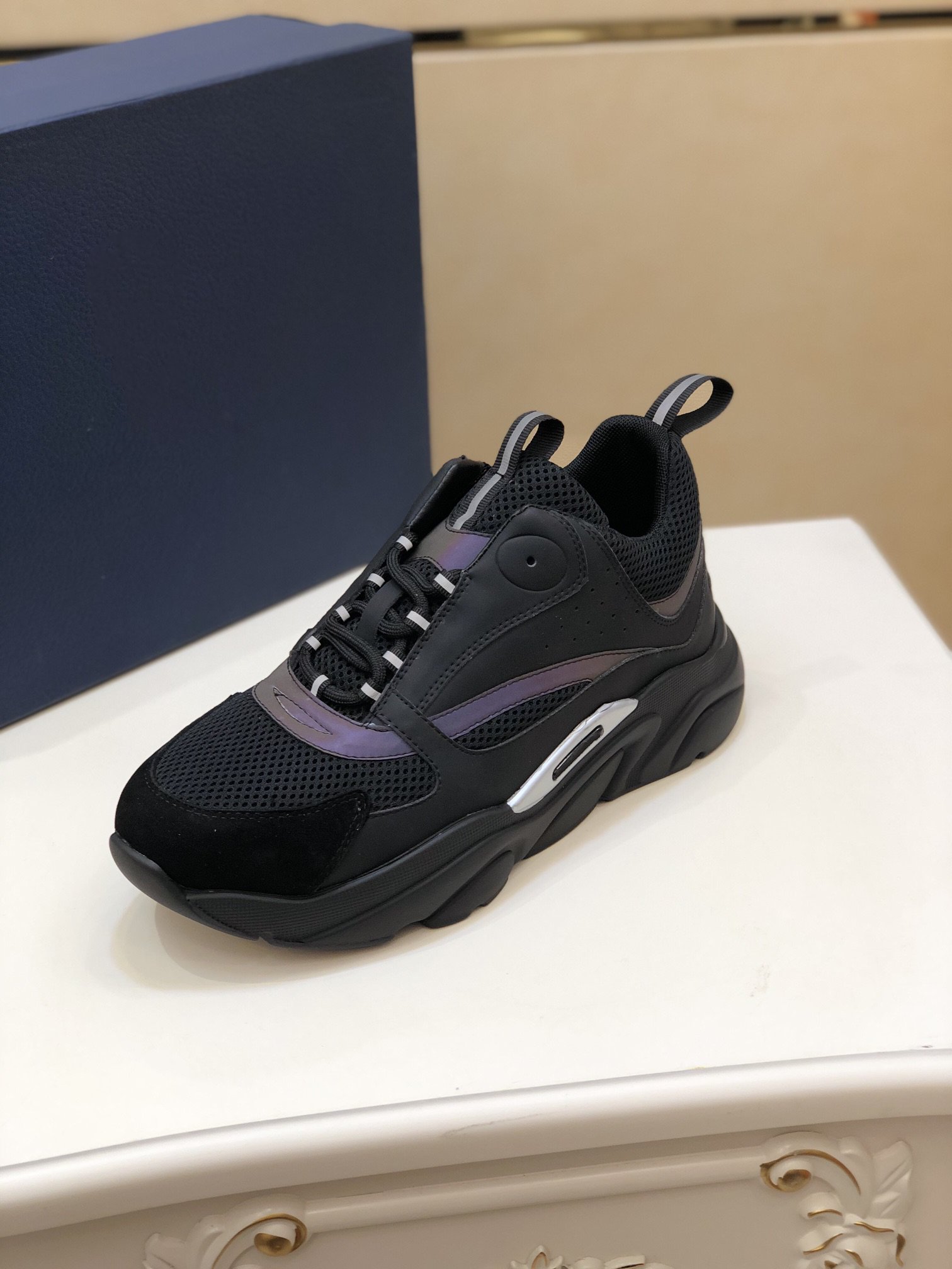 

Men's outdoor shoes fashionable and elegant high quality size 38-44, Silver