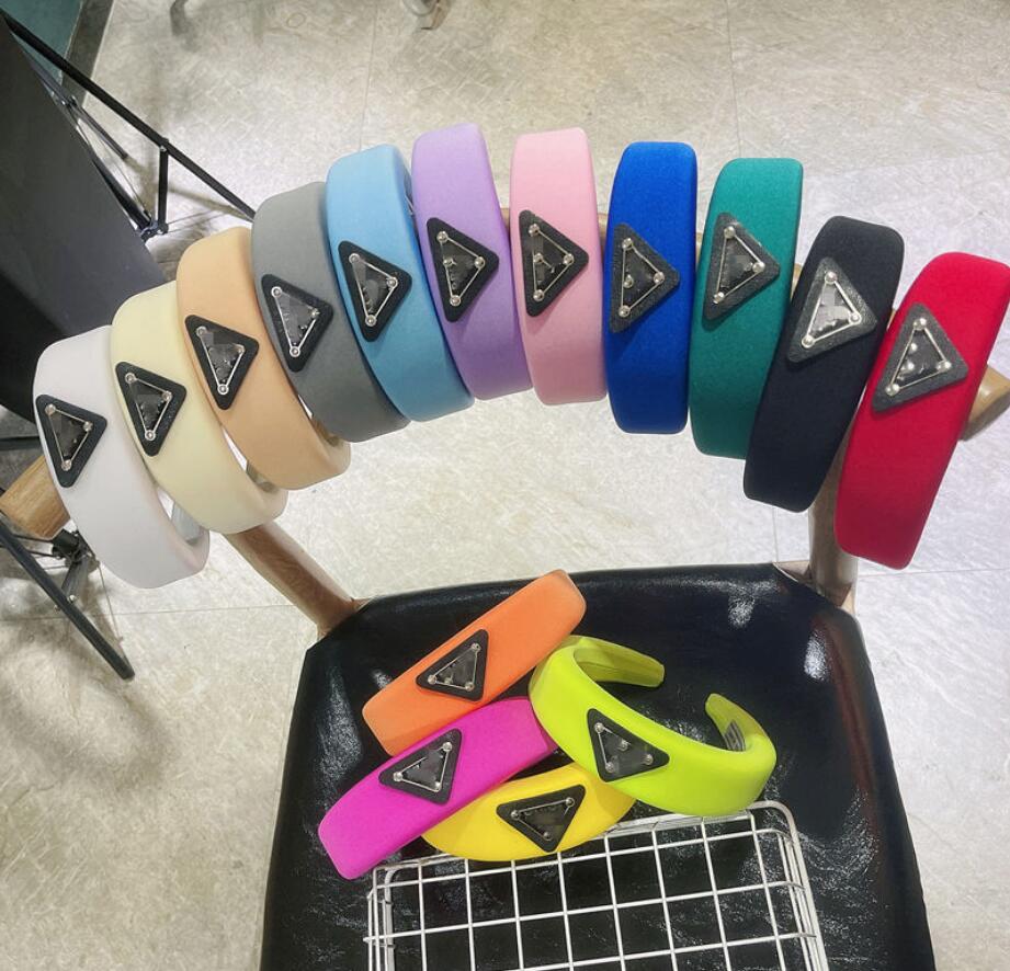 

Luxury Designer Headbands Hairbands for Women Girl Brand Design Triangle Sign Elastic Sponge Headwarp Sports Fitness Candy Color Turban Hair Accessories
