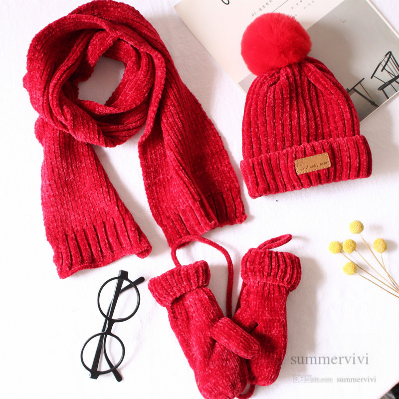 

INS Kids christmas party hat sets girls boys stereo faux fur pompons beanie+vertical stripe knitted scarves+gloves 3pcs winter children thicken warm outfits Q3217, Red