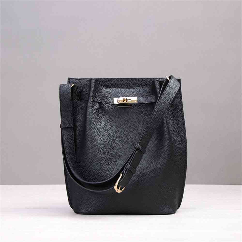 

Women Luxurys Designers Bags 2021 Autumn and winter head leather portable one large capacity leis Designer Handbag Handbags Totes Crossbody Bag
