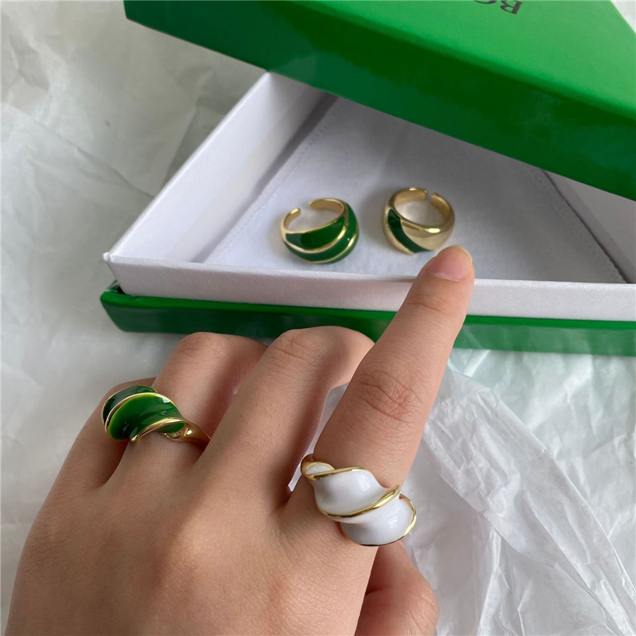 

Oil painting enamel spiral retro ring ins temperament French irregular pattern wild fashionable jewelry accessories
