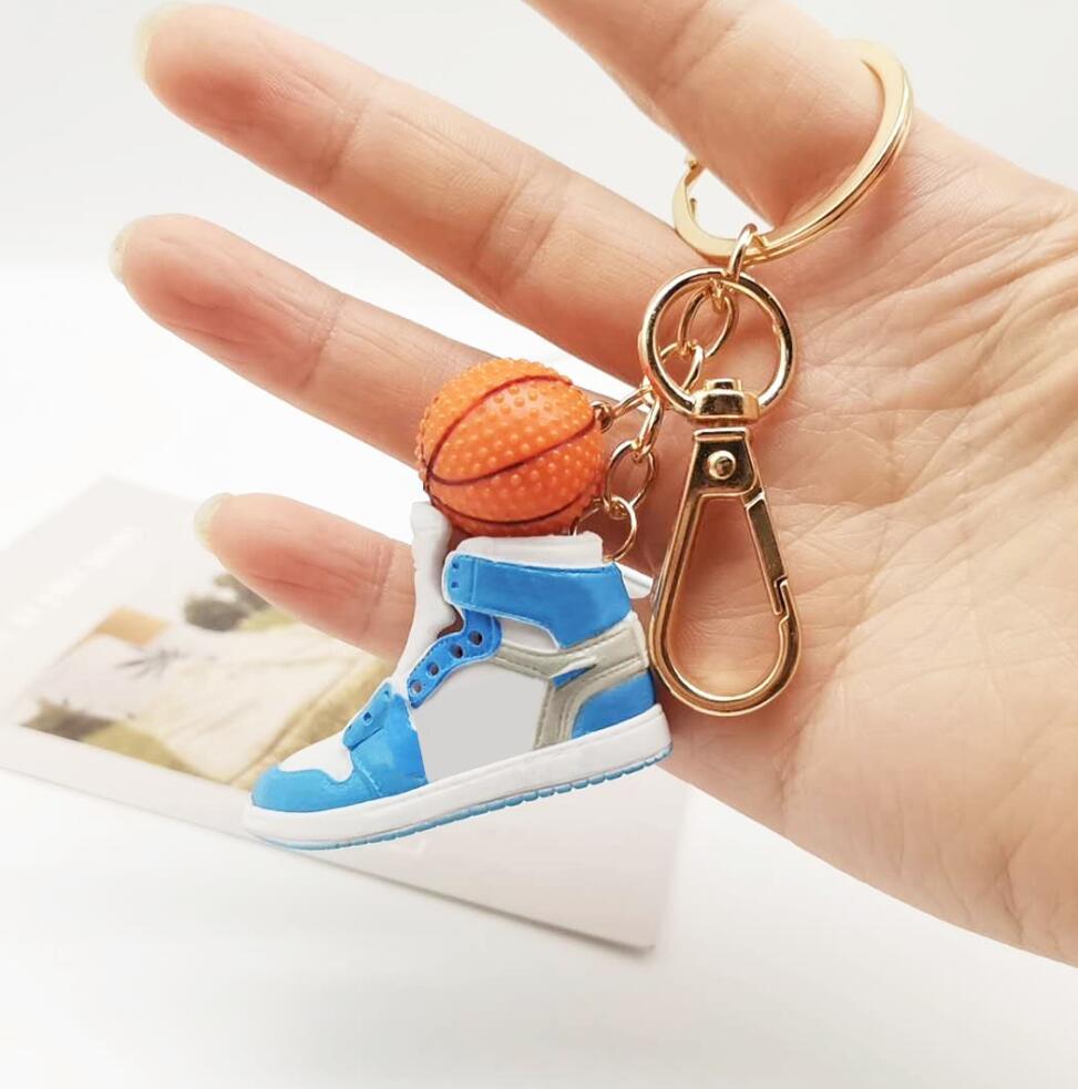 

DHL High quality wholesale basketball keychain high quality keychains and key Chain holder design key ring doo