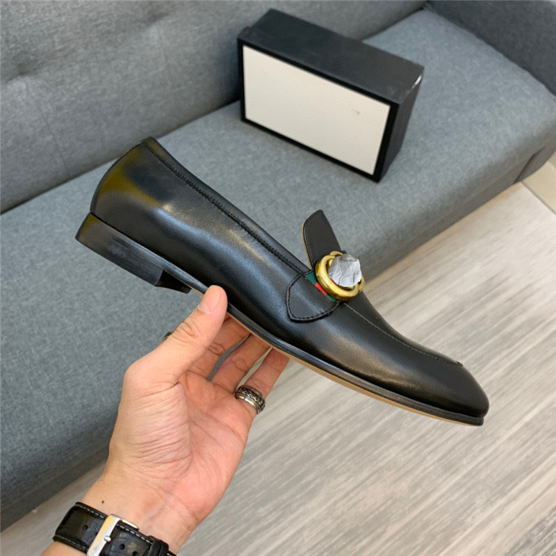 

2020 Newest Men Tassel Loafers Italian Luxury Dress Shoes Casual Loafer for Men Slip-on Wedding Party Shoes Male Designer Leather Shoes, Black