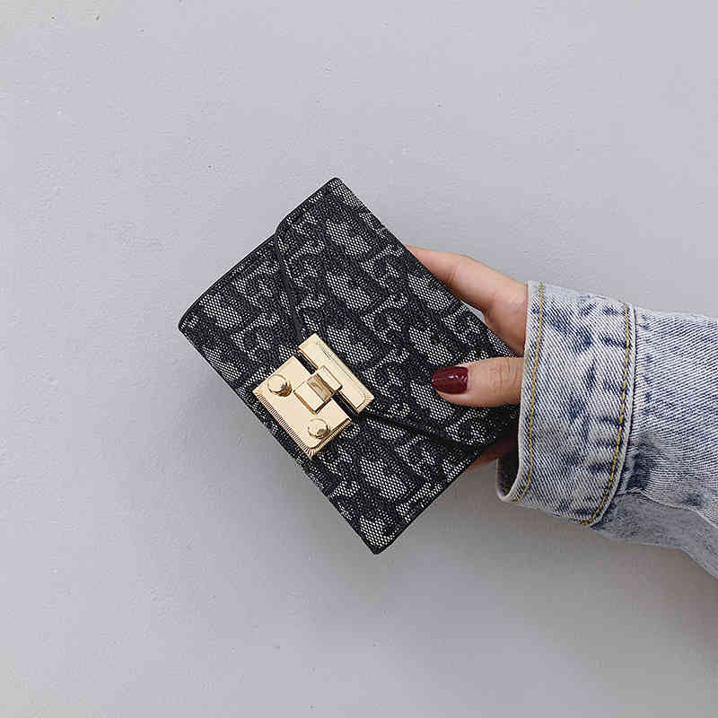 

Short Wallet Women's Small d Family Online Red Fashion Mini Zero Handbag