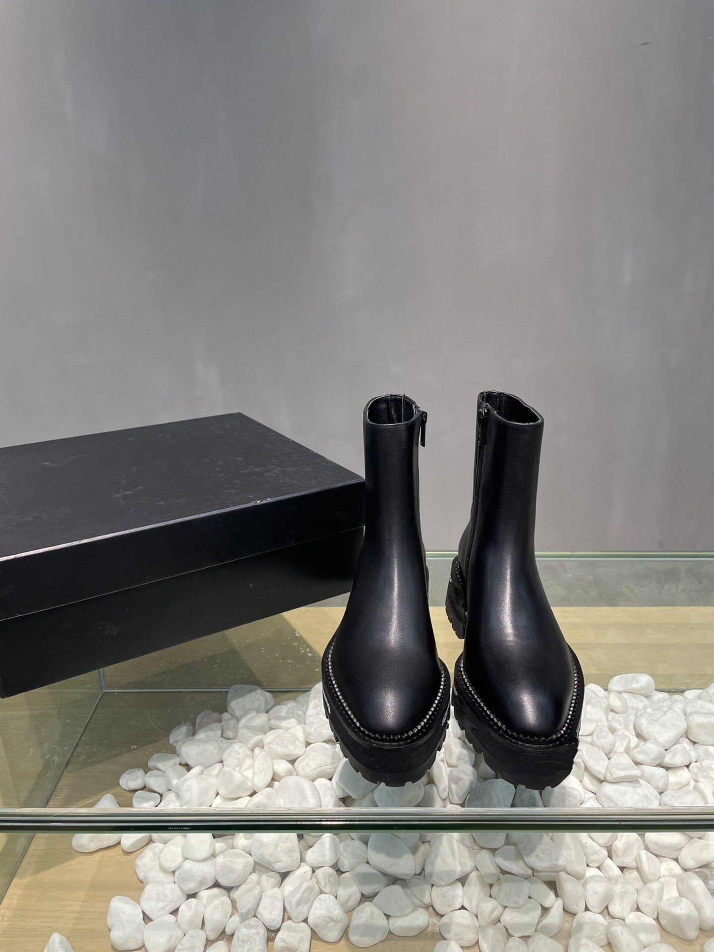 

womens shoes designer boots luxury heels winter boot woman booties heel leather women Knight Work Safety Motorcycle Rain Fashion Snow High quality, Black