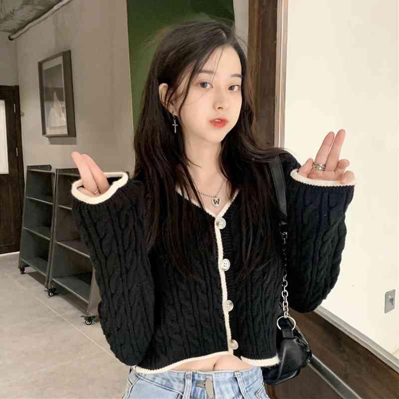 

WERUERUYU Solid Knitted Cropped Cardigans for Women Buttoned Sweater Fashion Autumn Women's Clothing V-Neck Sweaters 210608, Photo color