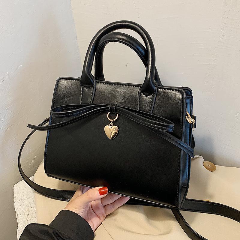 

Elegant Female Tote bag 2021 Fashion New High quality PU Leather Women's Designer Handbag Vintage Shoulder Messenger Bag, Black