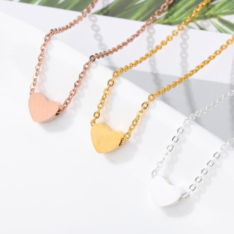 

Pendant Necklaces Female Fashion Minimalist Smooth Heart Shaped Necklace Silver Color Cute Charm For Women Gifts Girlfriends