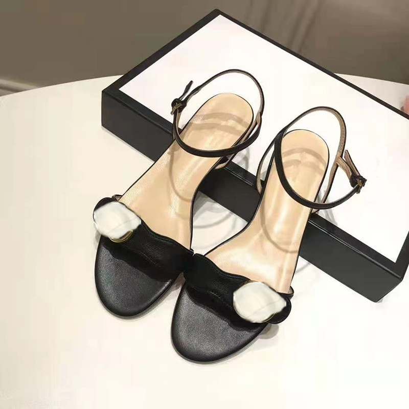 

2021 fashion designer lady flat sandals metal buckle logo high quality original luxury elegant, Apricot