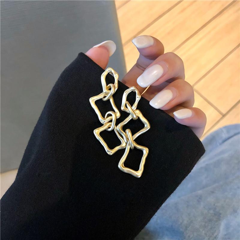 

Dangle & Chandelier Vintage Golden Irregular Square Geometric Drop Earrings For Women Alloy Long Earring Wedding Party Jewelry Gift