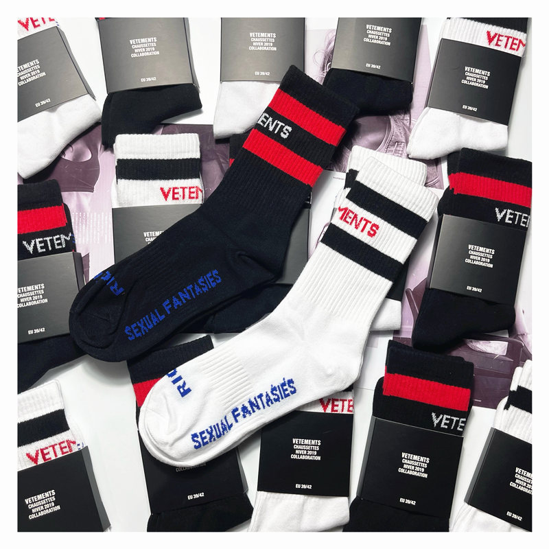 

2PCS 1 Lot Designer VETEMENTS Socks For Men Women Black White Winter Warm Hip Hop Skateboard Stockings Sale DHgate Online