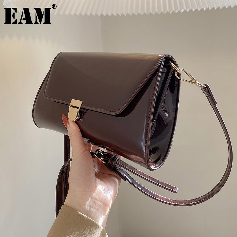 

[EAM] Women New Trend Retro Small Patent Leather Flap Personality All-match Crossbody Shoulder Bag Fashion Tide 2021 18A1575, Black