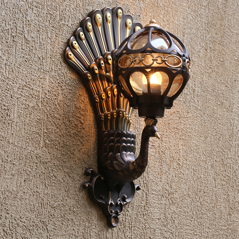 

2021 New European Style Retro Peacock Led Hotel Art Wall Balcony Villa Light Door Suitable for Interior/exterior Lighting Vqml
