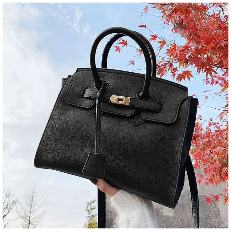 

Women Luxurys Designers Bags 2021 designer handbags Multi Pochette Crossbody Bag Zhouzhoubao123 Louisbags_18 Hanghhangbag capacity fash HCB2