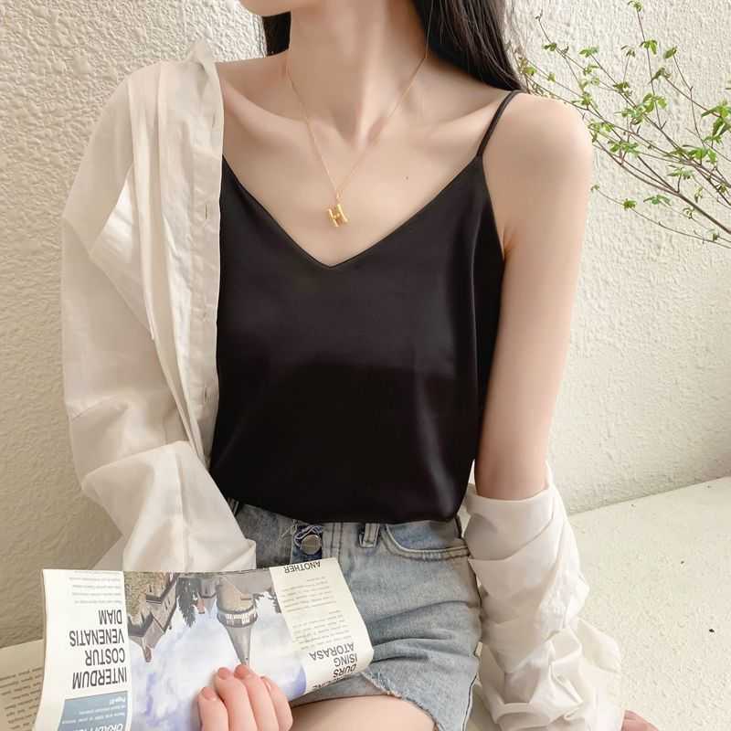 

WERUERUYU Satin Women Thin Wild Solid Camis Vest Women Tank Tops Female Summer Sexy Strap Tops Chiffon Sleeveless Camisole 210608, Photo color