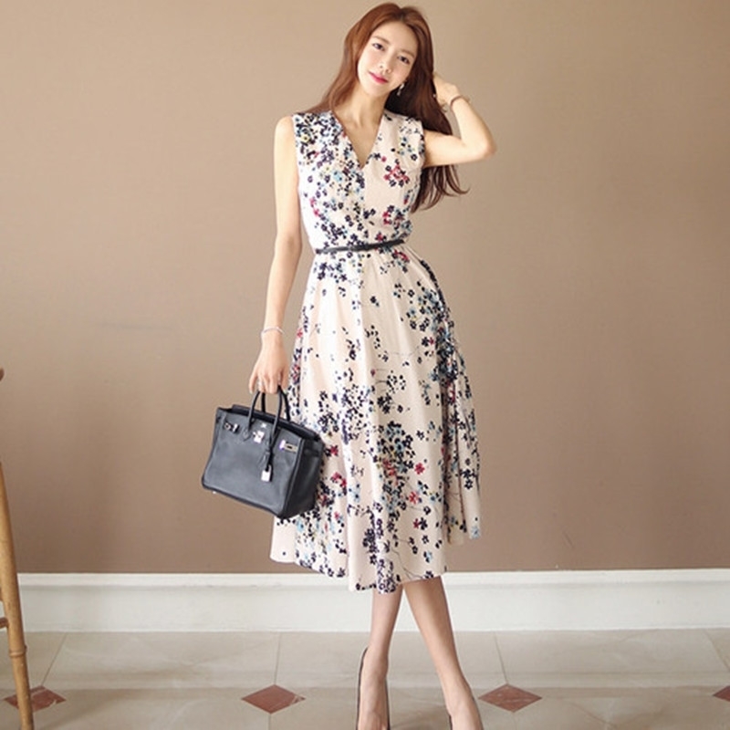 

High Quality Summer Knee Length Dress Women Floral Print V-Neck Short Sleeve Retro Elegant Sexy A-Line 210525, Picture color