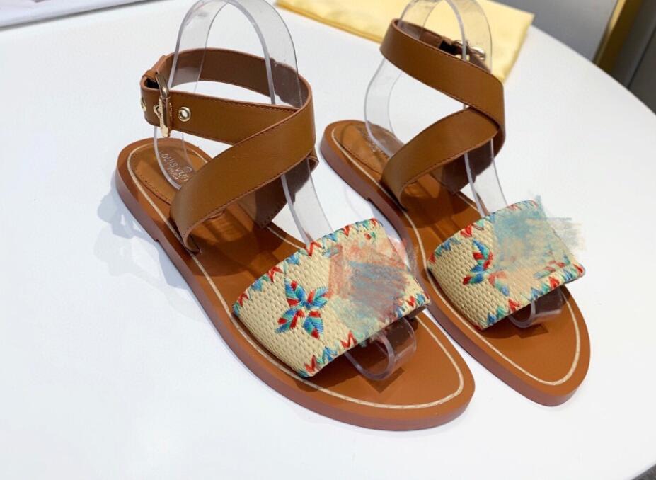 

2021 women slippers top quality outdoor banquet Slide shoes straw summer leather sandals multicolor flat heel Mule letter