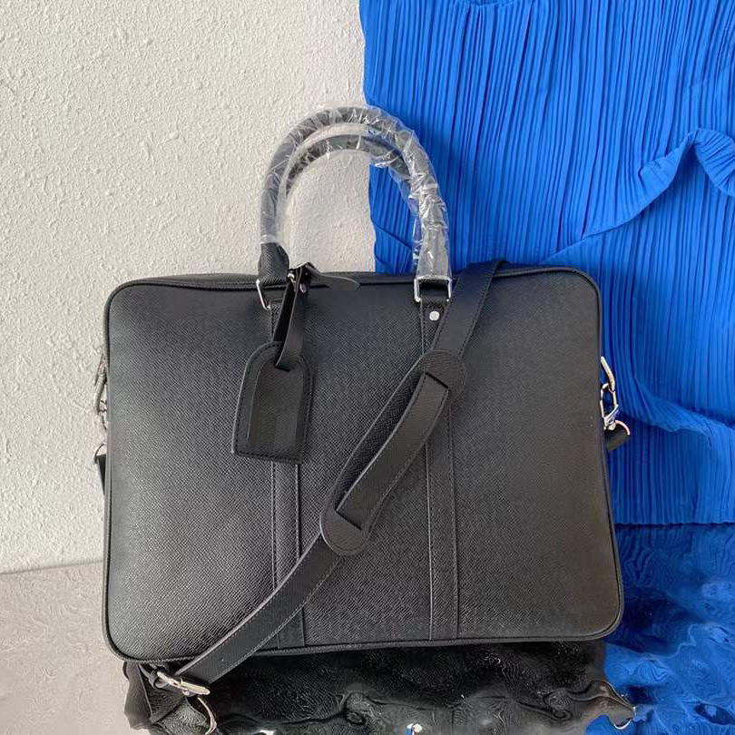 

Briefcases luxurys designers bags briefcase men business package hots sale laptop bag leather handbag messenger high capacity shoulder, Black