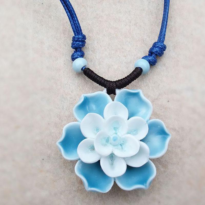 

Pendant Necklaces 12 Pieces/Lot Women Weave Rope Necklace Ceramic Lotus Flower Beads Pendants Choker For Female Long Tassel Sweater Chains J