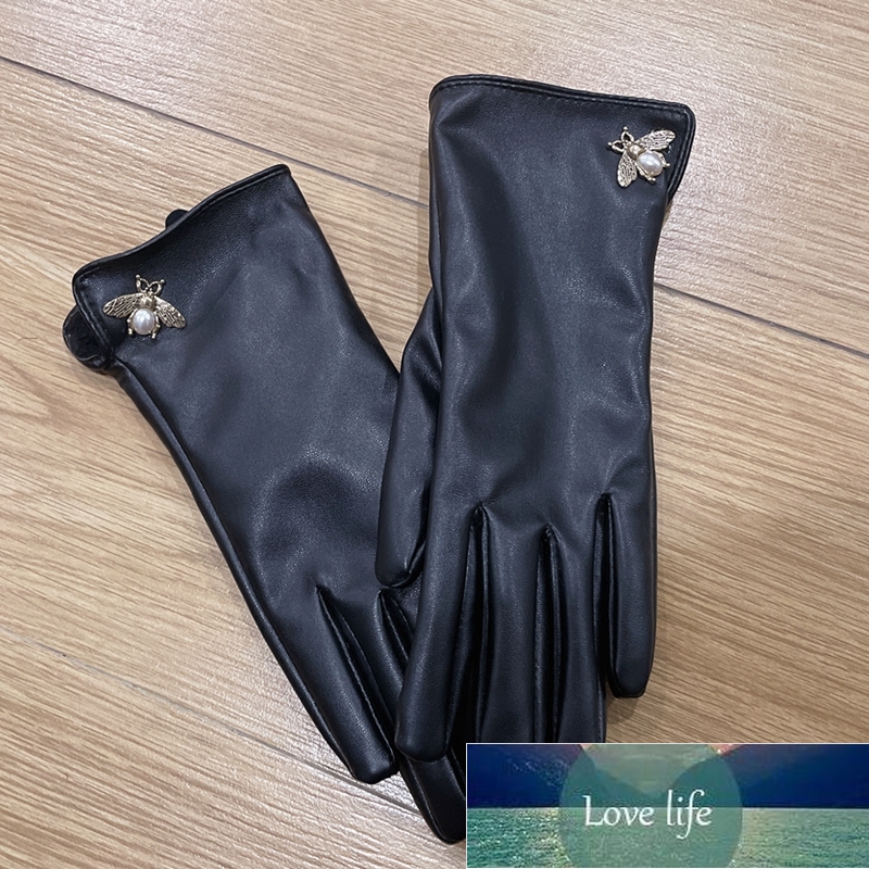 

Winter And Autumn Women's PU Leather Gloves Full Finger Metal Bee Brand Warm Mittens Factory price expert design Quality Latest Style Original Status
