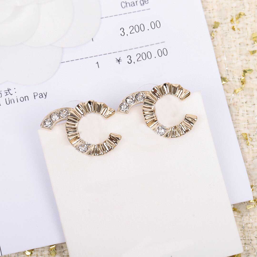 

2021 Top quality stud earring with diamond for women wedding jewelry gift have box stamp PS4824