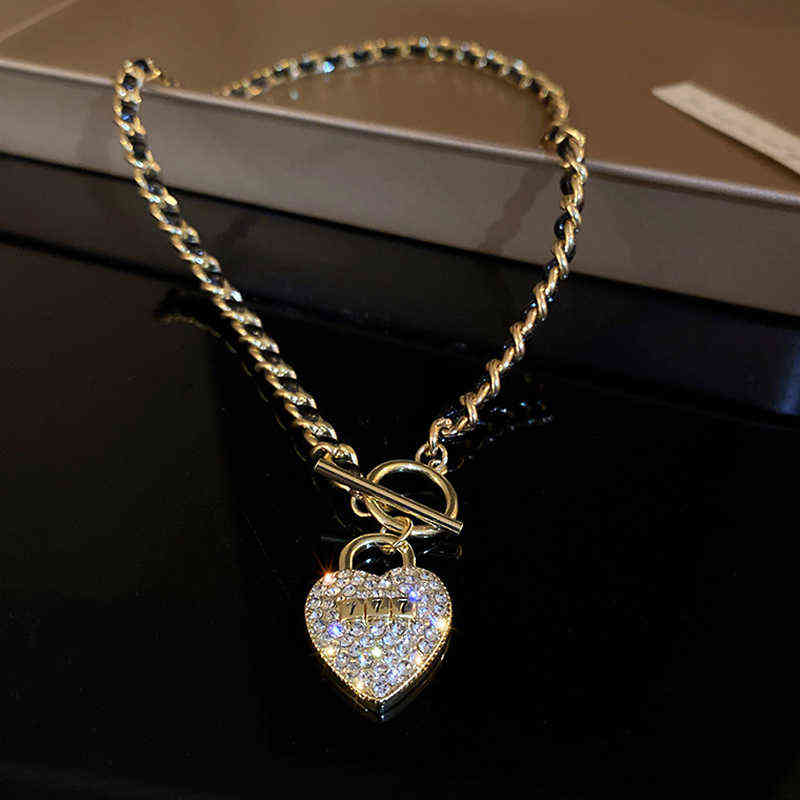 

Trendy Fine 14K Gold Plated Lucky Number 7 Heart Lock Pendant Necklace for Women Girl T-shaped Buckle Chain Jewelry AAA Zirconia Y1217
