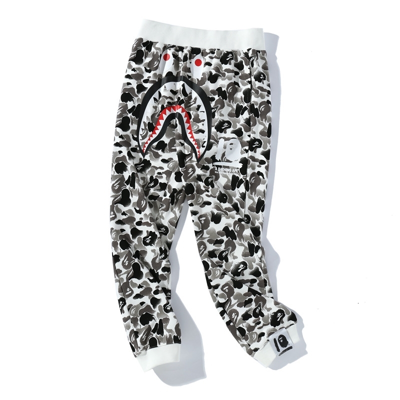 

2021 Spring New Fashion Brand Ape Head Print Camouflage Men's and Women's Shark Leg Casual Pants, Black