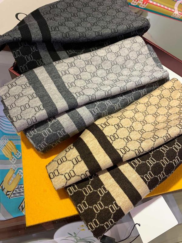 

High Quality Silk Scarf 4 Seasonal Scarves Men's and Women's Long-necked Clover Scarfs 3 Colors Available