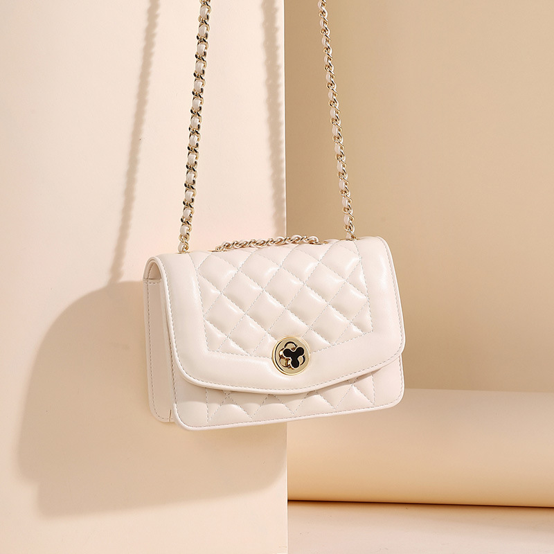 

Xiaoxiangfeng Lingge Chain Bag 2021 Spring New Fashion Female Fashion Shoulder Crossbody Underarm Small Square Bags, Black;red