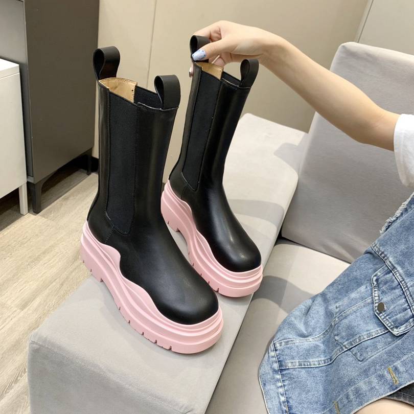 

Socks boots autumn and winter women shoes sexy letters fashion thick heel prad high heels Martin Boots luxury designer bvBottegaveneta top quality A3