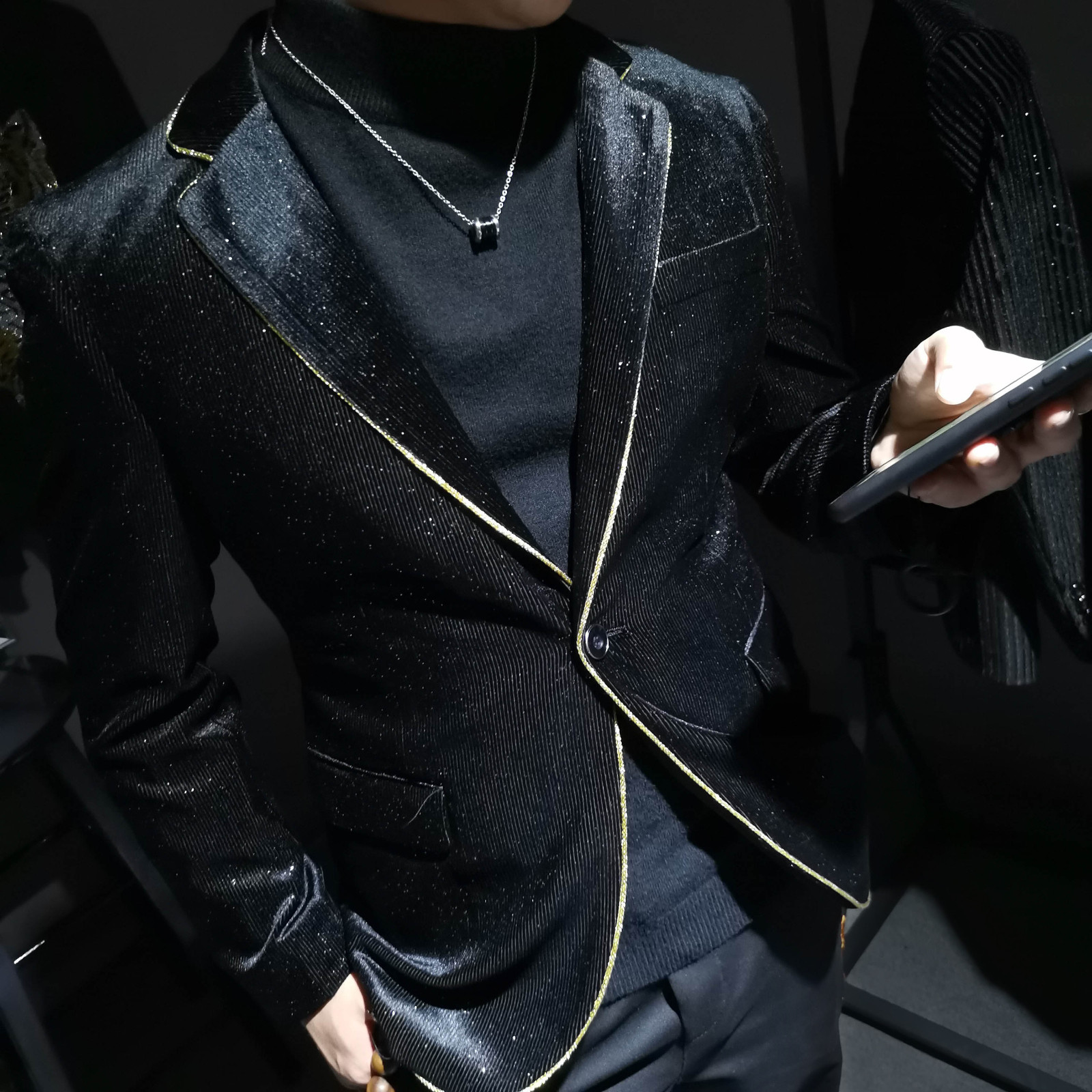 

2021 New Autumn Winter Korean Style Veet Stripe Man Casual Terno Masculino Stylish Blazers for Men Blazer Ab24, Black