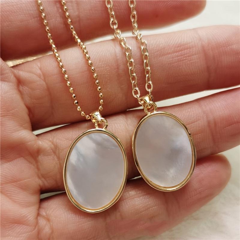 

Pendant Necklaces 20*15mm Natural Mother Of Pearl Shell Necklace Oval Cut
