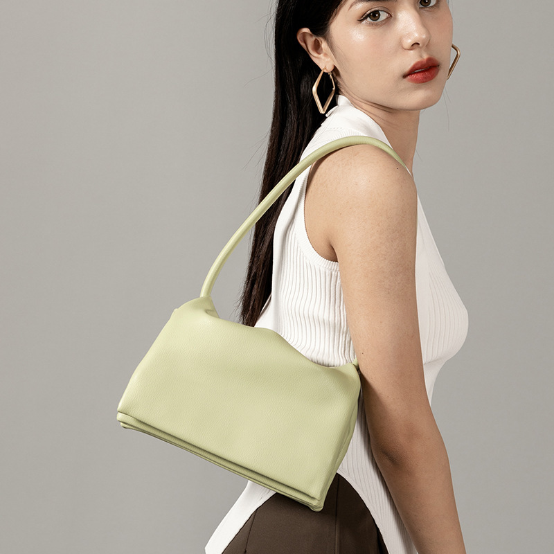 

Mdodoct niche designer tide brand simple soft leather shoulder bag 2021 French multi compartment armpit