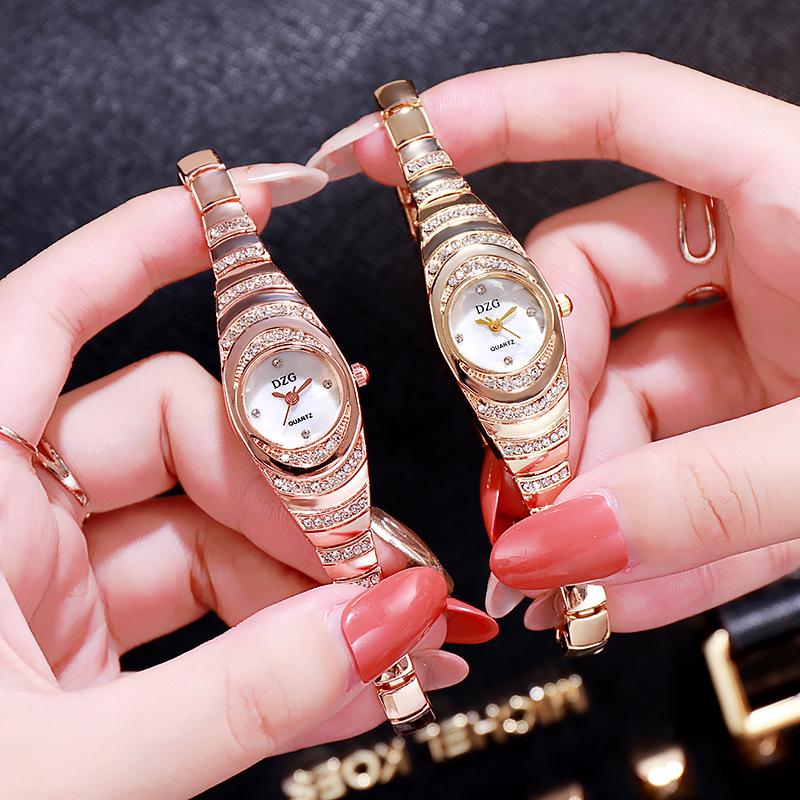 

Wristwatches 2021 Fashion Exquisite Ladies Rhinestone Small Dial Steel Band Quartz Watch Casual Simple Temperament, Gold